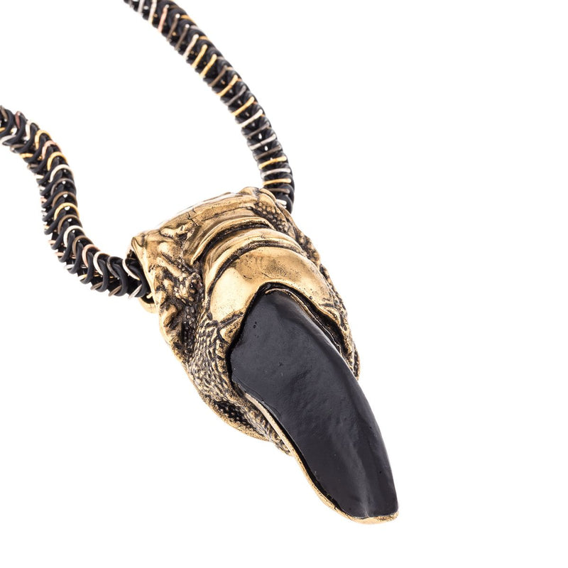 Large necklace for woman with ostrich claw