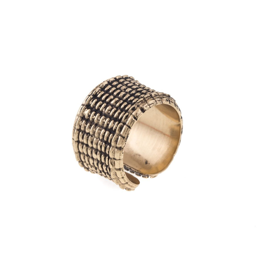 Wide open ring with crocodile scale pattern